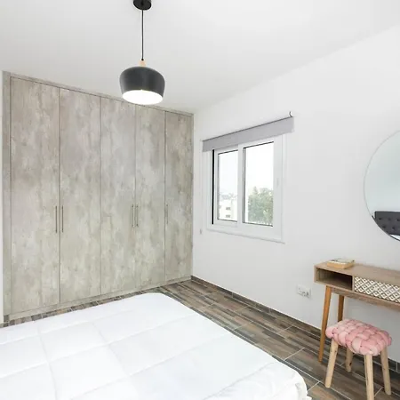 Happy - Halefka Court * Larnaca