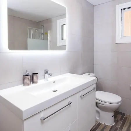 Happy - Halefka Court Apartmán